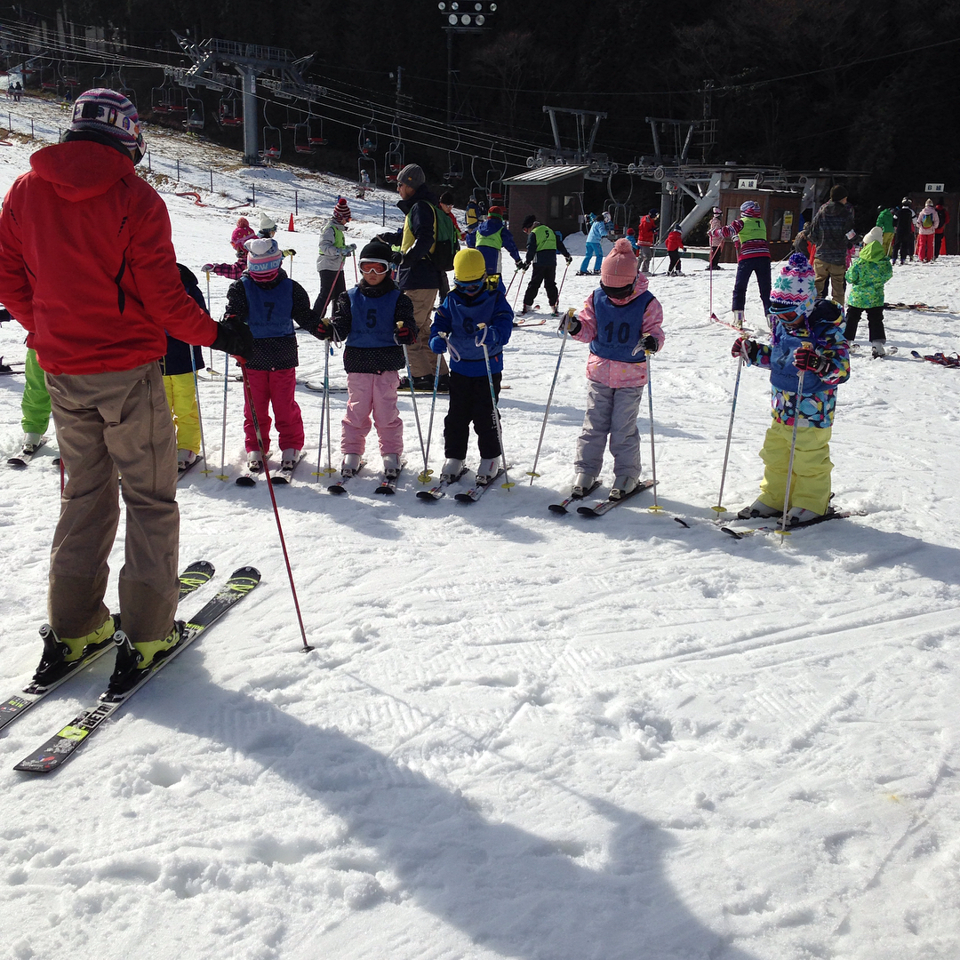 親子滑雪遊！大阪近郊兩大熱點 - 琵琶湖、六甲山