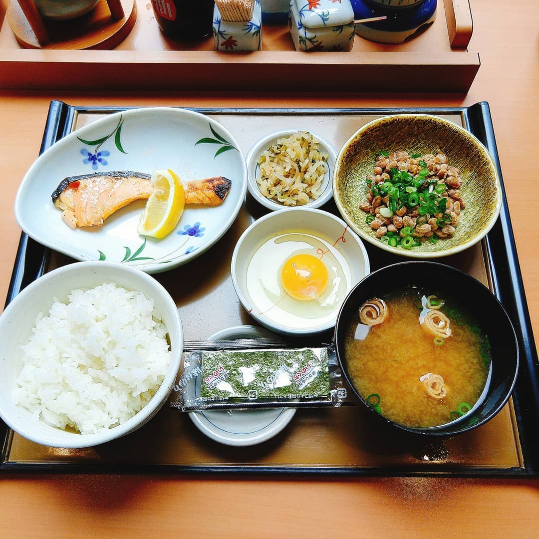 近車站！大阪美味早餐推介！【和食篇】やよい軒