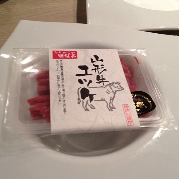 東京必食 新宿燒肉 神戶屋 山形牛 黑毛和牛 炭燒燒肉 但馬牛