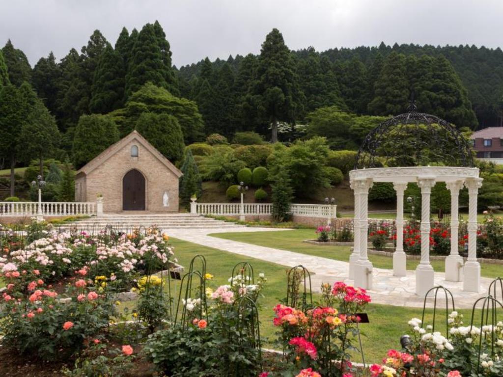 小田急山之飯店 歐陸風設計庭園