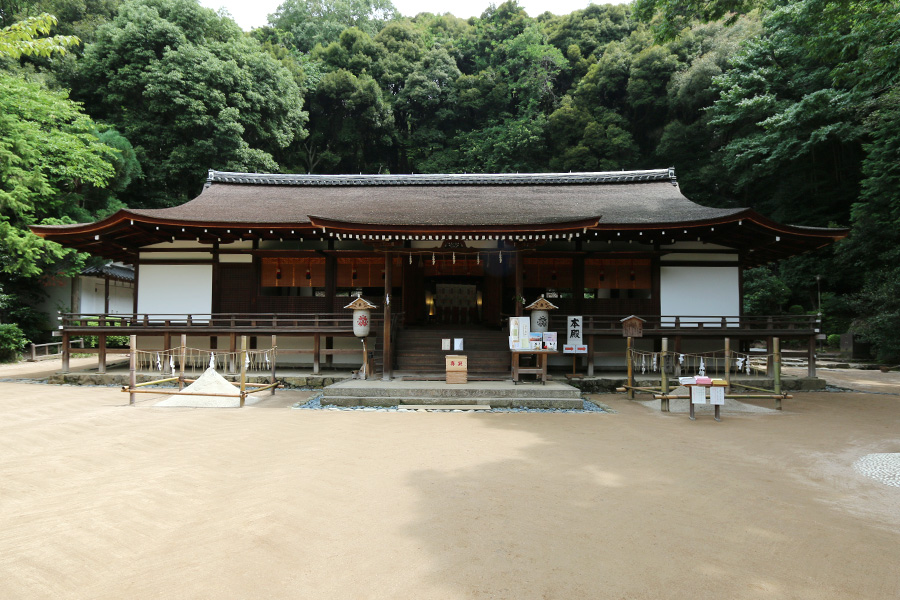 古都京都的文化財：日本國寶宇治上神社本殿是日本最古老的神社建築
