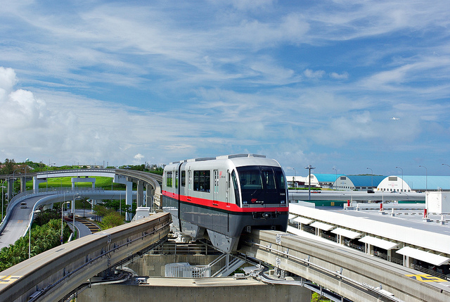 沖繩那霸機場交通攻略 單軌電車 Monorail YUI RAIL YUI電鐵 ゆいレール モノレール