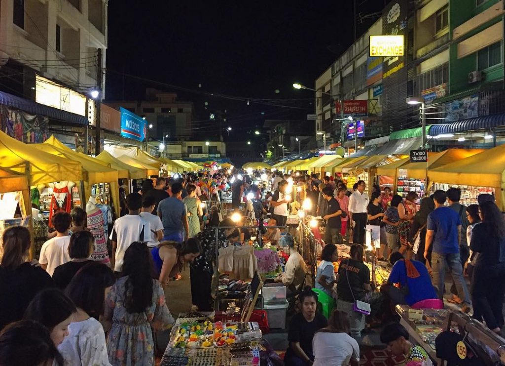 喀比周末夜市 Krabi Town Night Market 喀比美食 喀比必食
