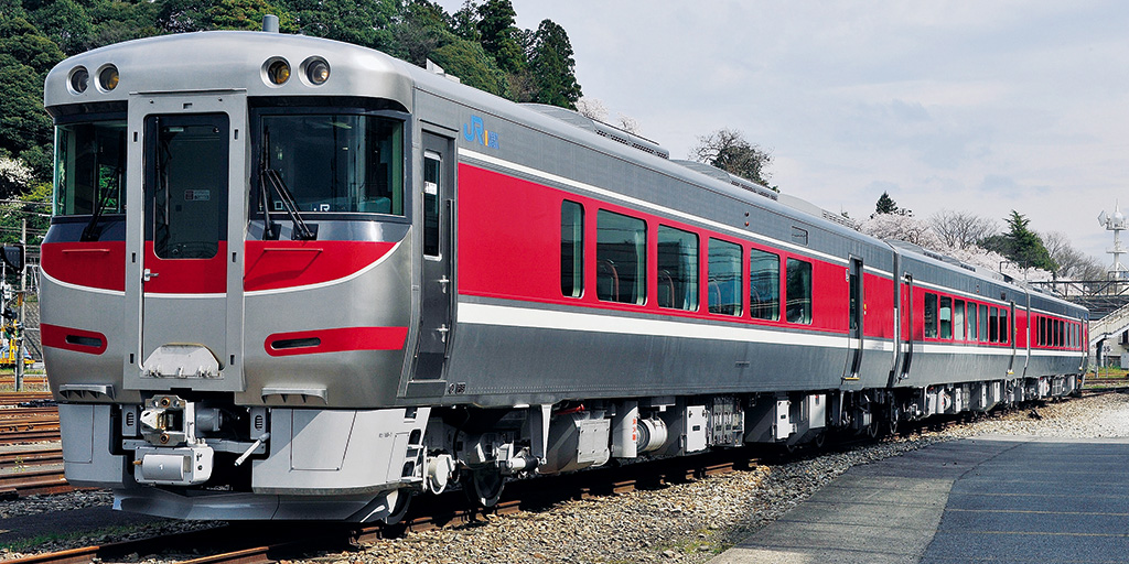 JR特急列車はまかぜ（HAMAKAZE），由大阪站開出經由JR播但線直達竹田站