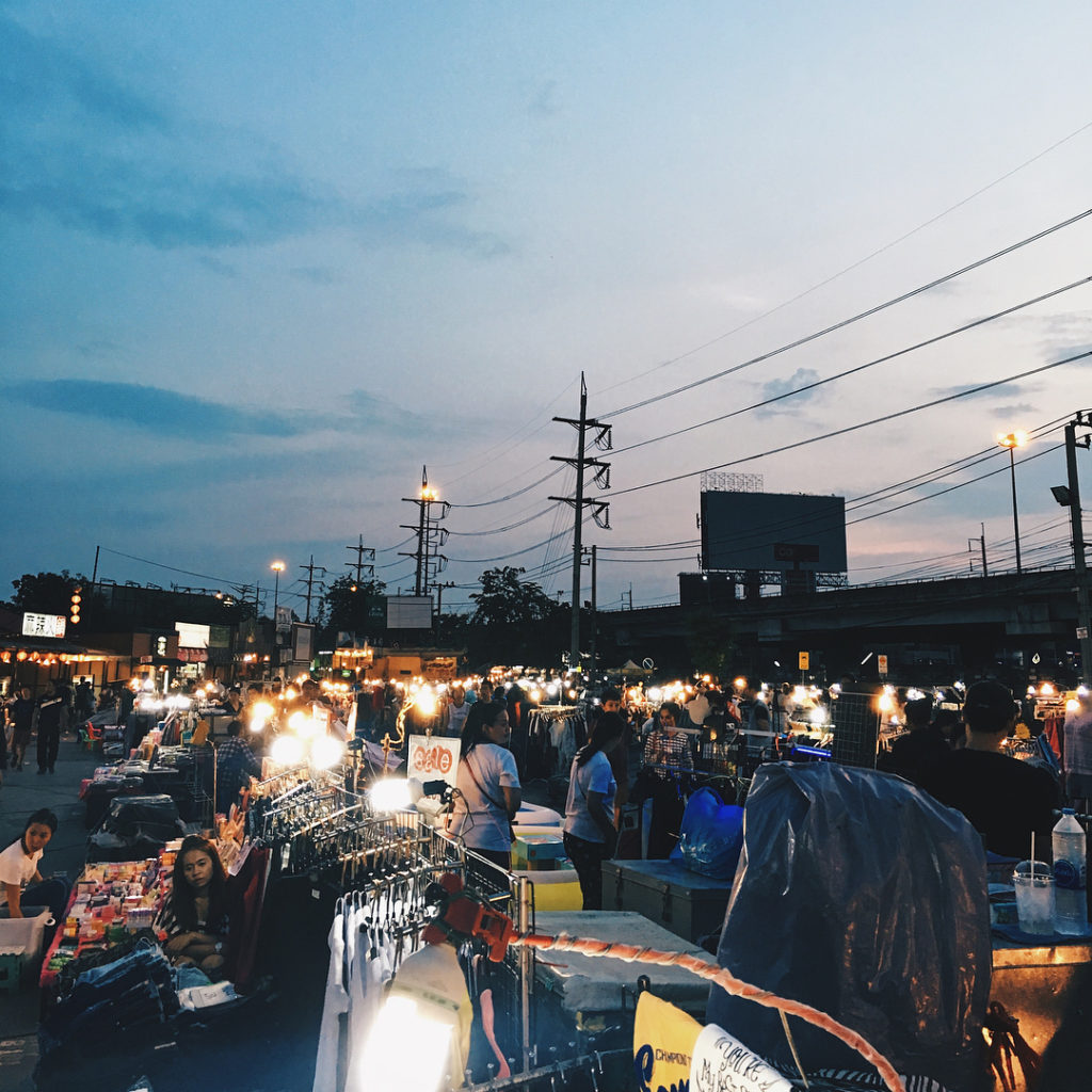 理杜安夜市 (Liab Duan Night Market) 曼谷市集 曼谷夜市 曼谷必逛 曼谷購物