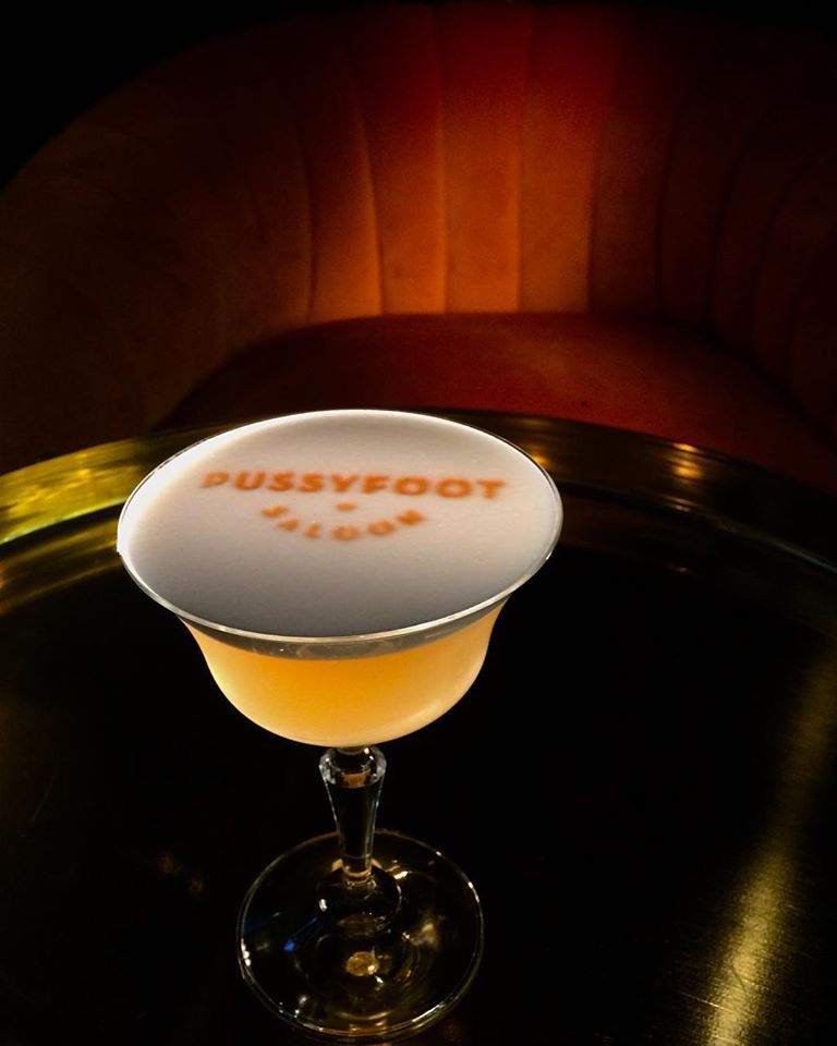 首爾夜生活必去酒吧推薦漢南洞酒吧Pussyfoot Saloon是首爾酒吧新秀，絕對是你的首爾晚上好去處