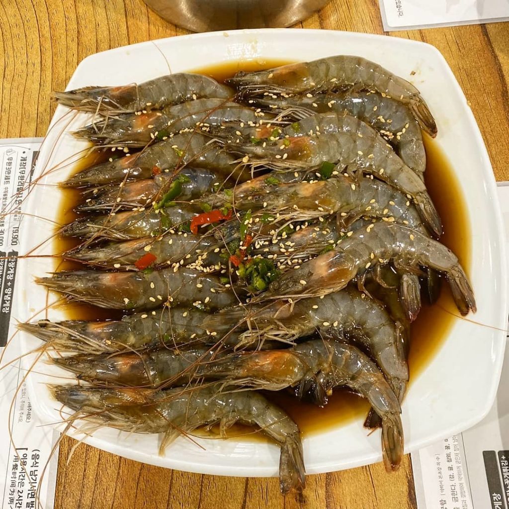 首爾醬油蟹必食推介東大門醬油蟹吃到飽順美家幸福的醬油蟹還可以吃醬油蝦