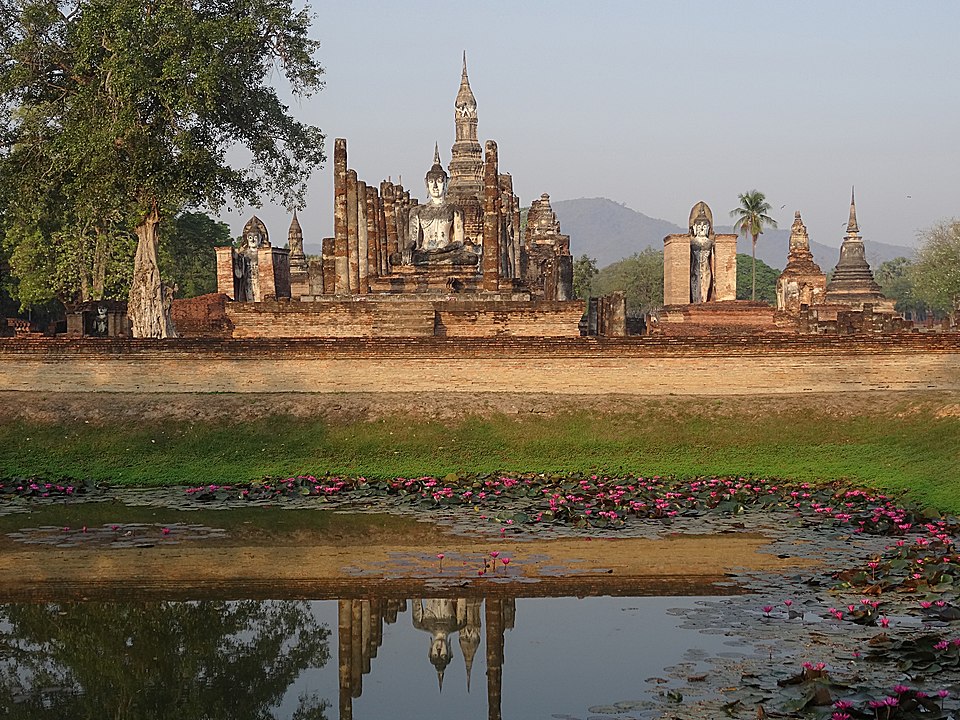 瑪哈泰寺（Wat Mahathat） 世界文化遺產 素可泰古城 sukothai 素可泰必去 素可泰景點 素可泰行程 素可泰一天遊 素可泰歷史遺跡公園（Sukhothai Historical Park）
