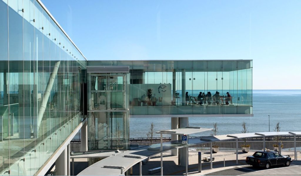 日本最美車站 日本車站 日立站 日立駅 最美海上玻璃車站 SEA BiRDS CAFE 